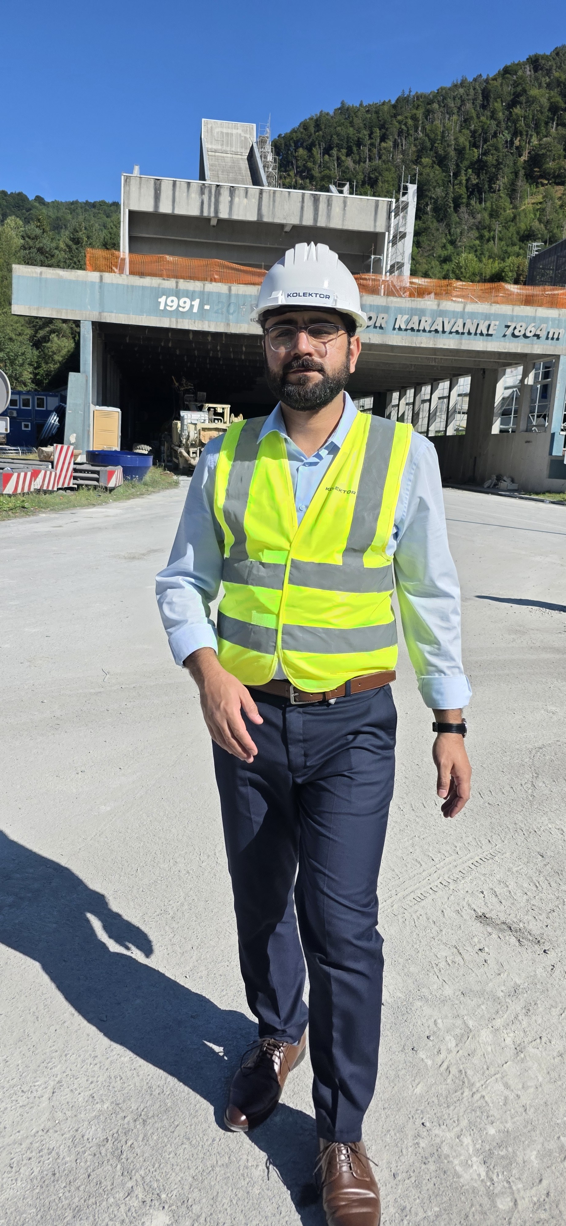 At the Karavanke tunnel portal with Kolektor