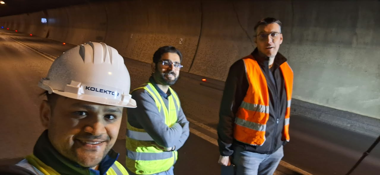 Inside the Karavanke tunnel during inspection